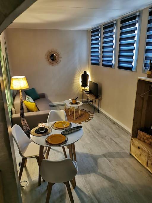 Cozy D'Opale Charmant T1 Bord De Mer Cour Privee Et Clot Wifi 3 Pers Animaux Acceptes Gratuit Apartment Berck Exterior photo
